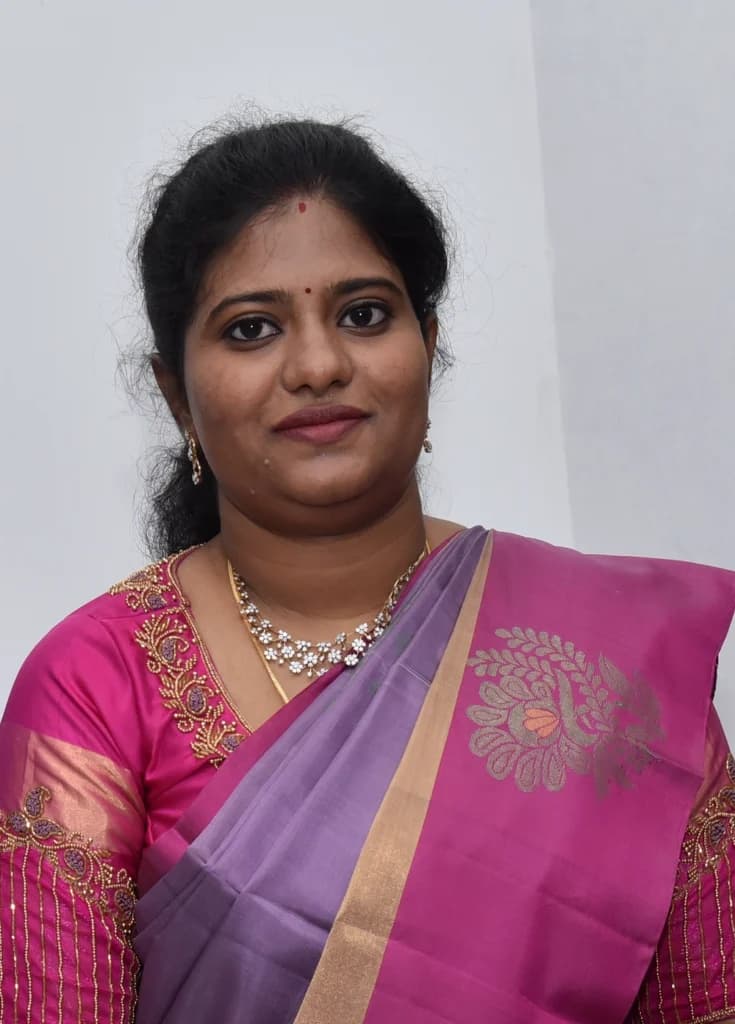 Dr. R. Daranya Sivakumar portrait